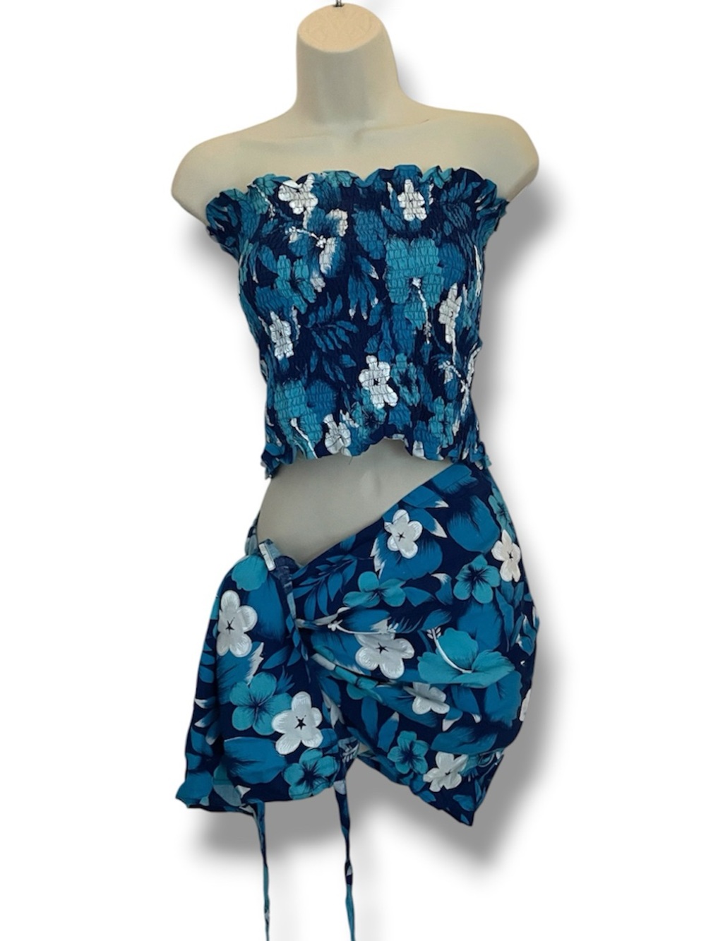 Vintage Blue Floral Smocked Tube Top and Wrap Skirt Set Small